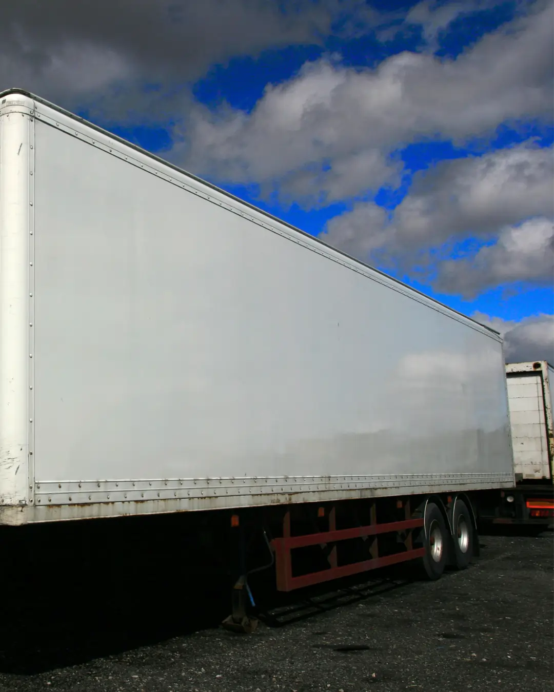 trailer tracking and temperature monitoring